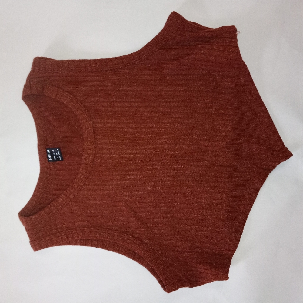 Knit ribbed crop top